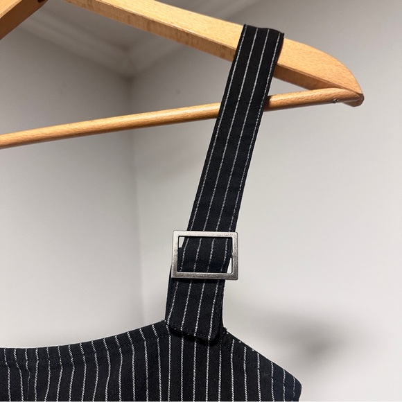 Forever 21 Black Pinstripe Bodycon Overall Mini Dress Women’s Size Small EUC - Picture 6 of 16